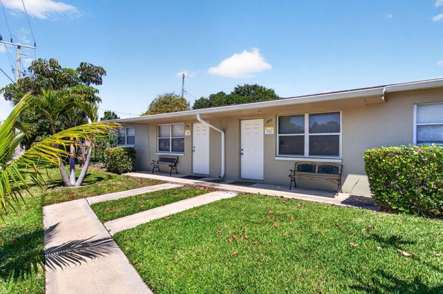 240 SW 15th Avenue 242, Delray Beach, FL 33444