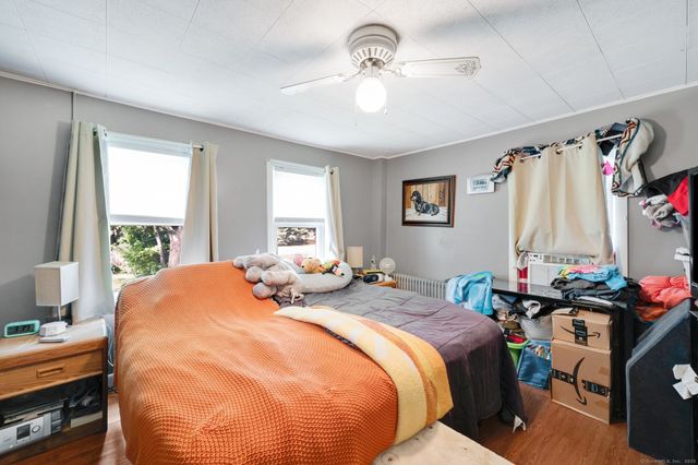 197 Pratt Street, Glastonbury, CT 06033