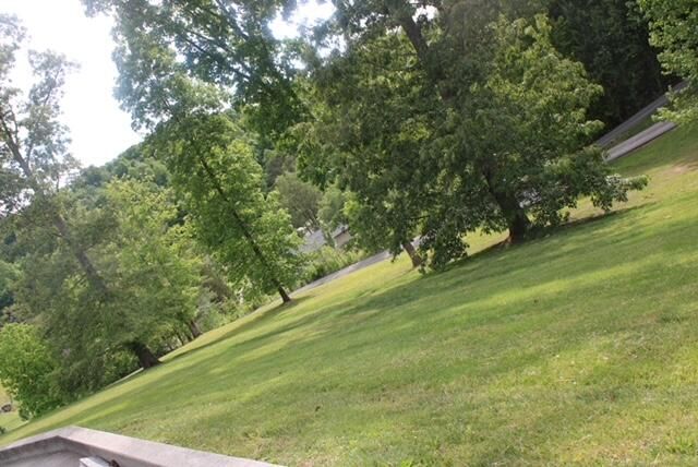 80 Seven Oaks, Corbin, KY 40701