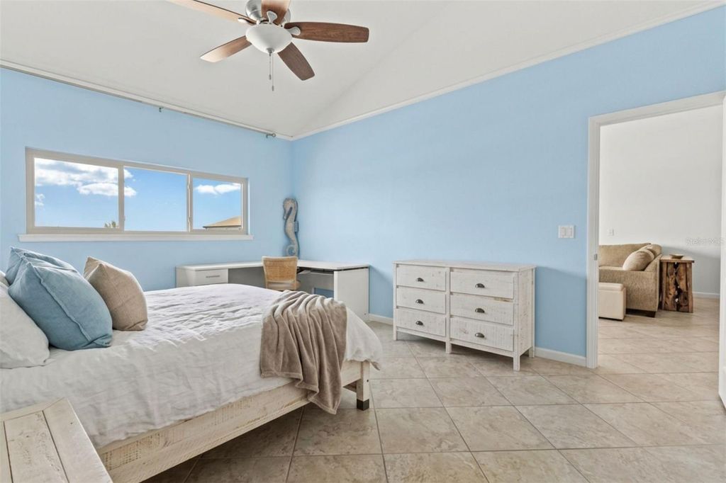 Image 17 of property listing at 9604 CORTEZ ROAD W 134, Bradenton, FL 34210