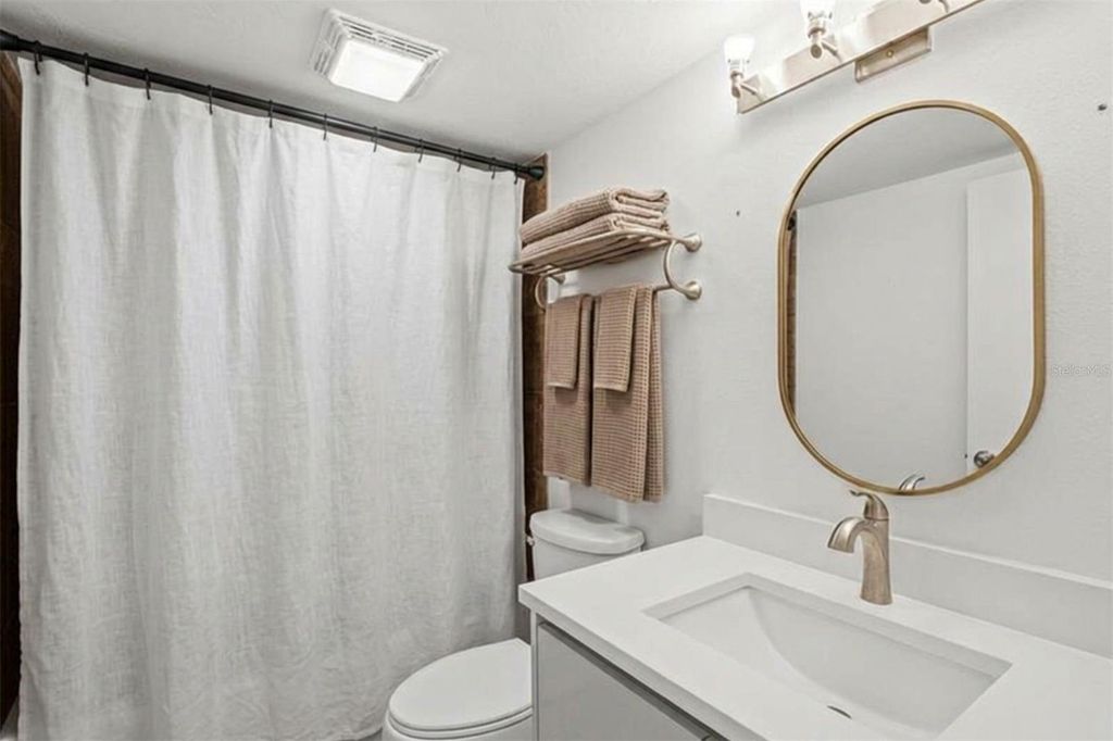 Image 26 of property listing at 9604 CORTEZ ROAD W 134, Bradenton, FL 34210