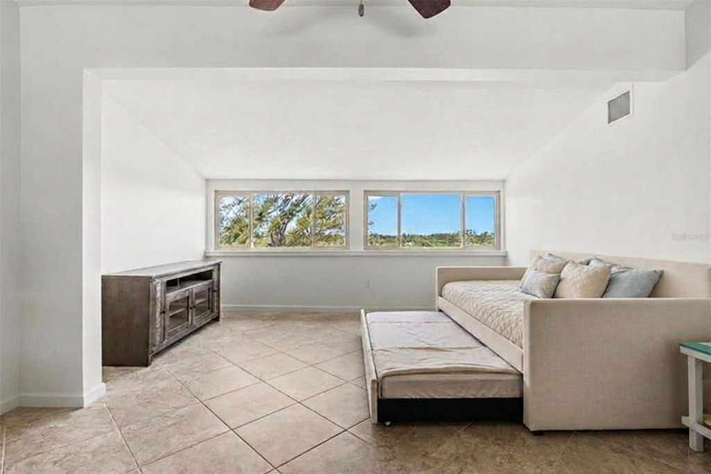 Image 32 of property listing at 9604 CORTEZ ROAD W 134, Bradenton, FL 34210