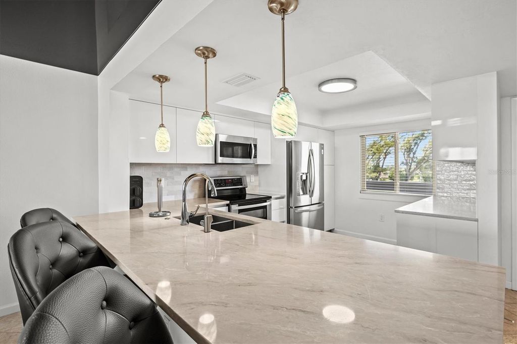 Image 7 of property listing at 9604 CORTEZ ROAD W 134, Bradenton, FL 34210