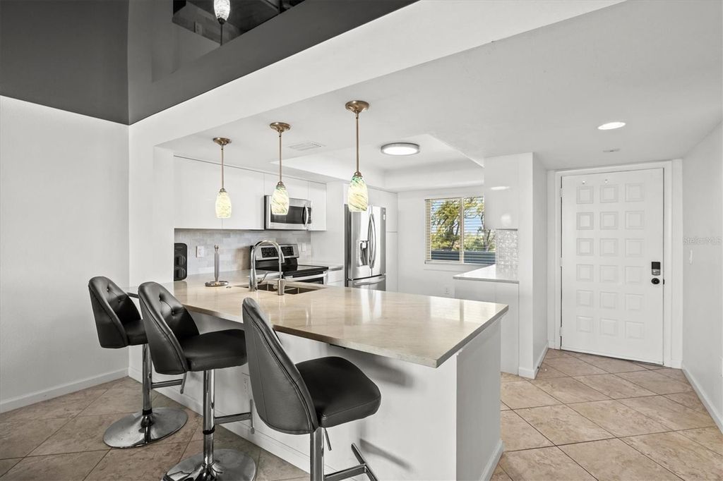 Image 10 of property listing at 9604 CORTEZ ROAD W 134, Bradenton, FL 34210