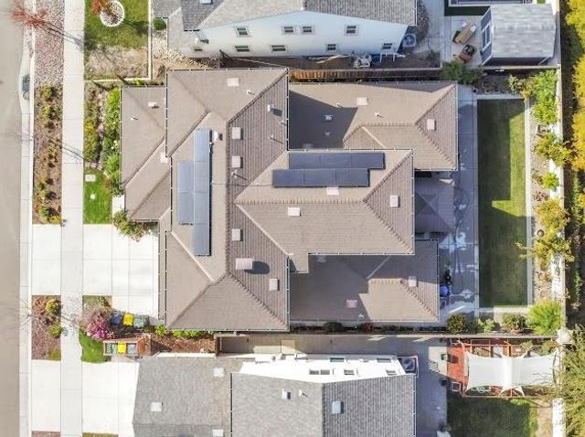 1557 Huntington way, Lathrop, CA 95330
