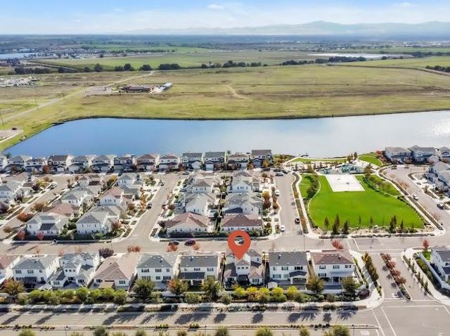 1557 Huntington way, Lathrop, CA 95330