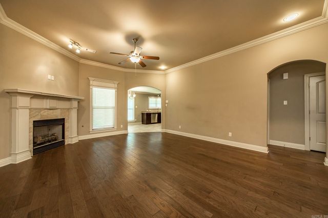 9149 Meadow Gardens Circle, Sherwood, AR 72120