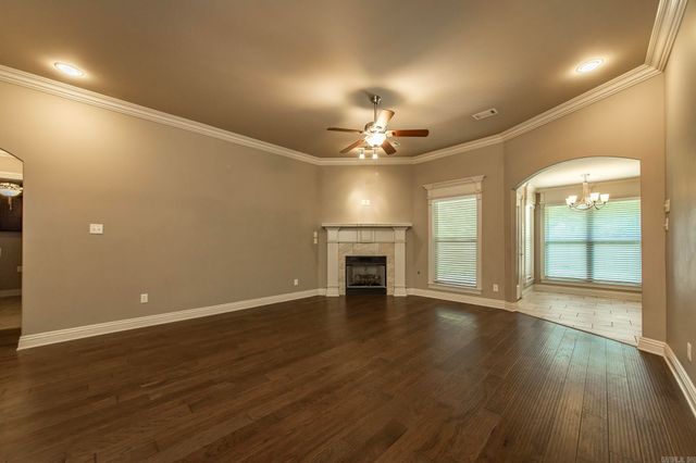 9149 Meadow Gardens Circle, Sherwood, AR 72120