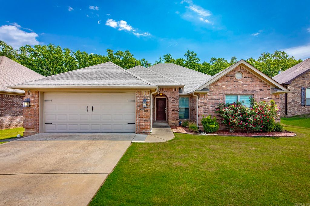 9149 Meadow Gardens Circle, Sherwood, AR 72120