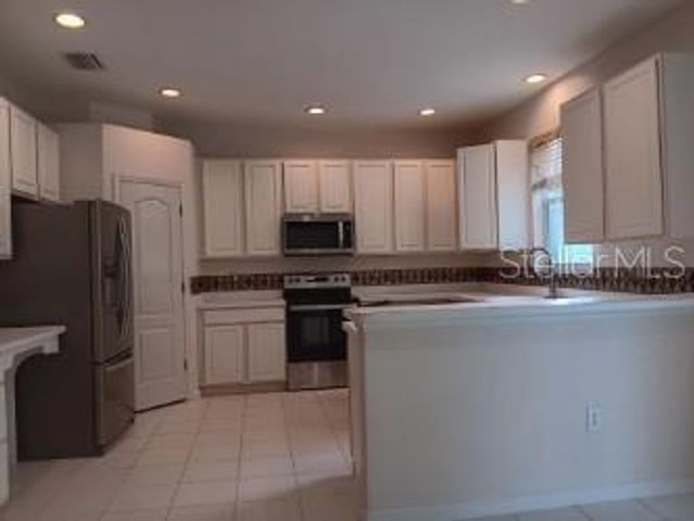 10415 LUCAYA DRIVE, Tampa, FL 33647