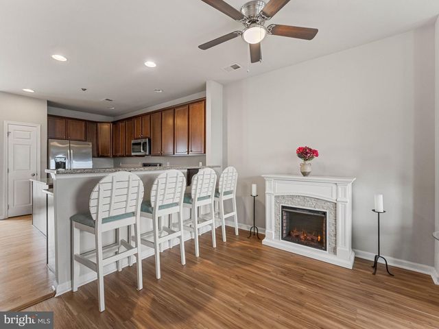 1126 MUNYON DR, Glassboro, NJ 08028