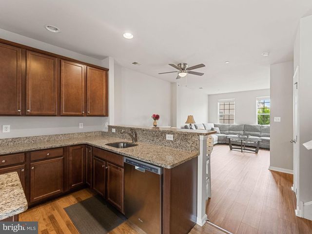 1126 MUNYON DR, Glassboro, NJ 08028