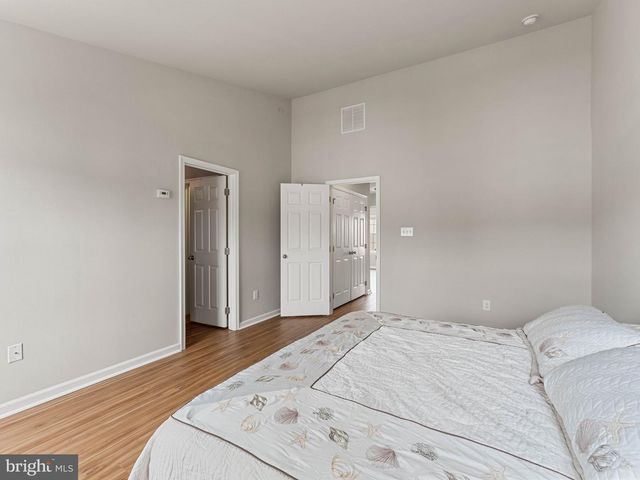 1126 MUNYON DR, Glassboro, NJ 08028