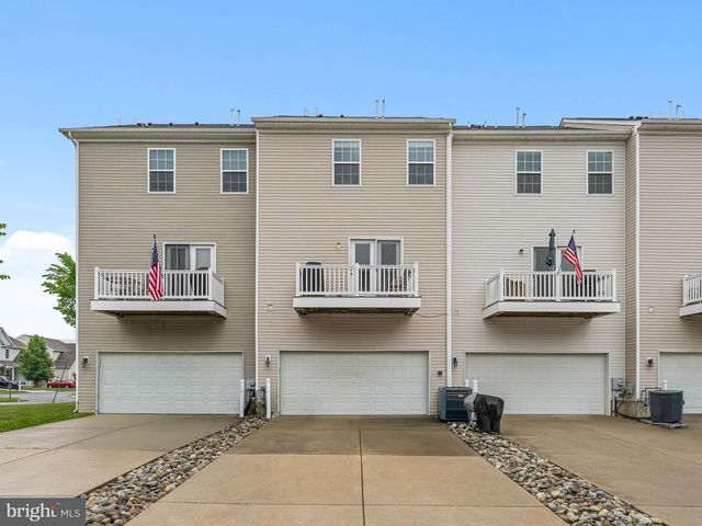 1126 MUNYON DR, Glassboro, NJ 08028