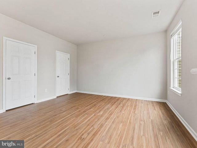 1126 MUNYON DR, Glassboro, NJ 08028