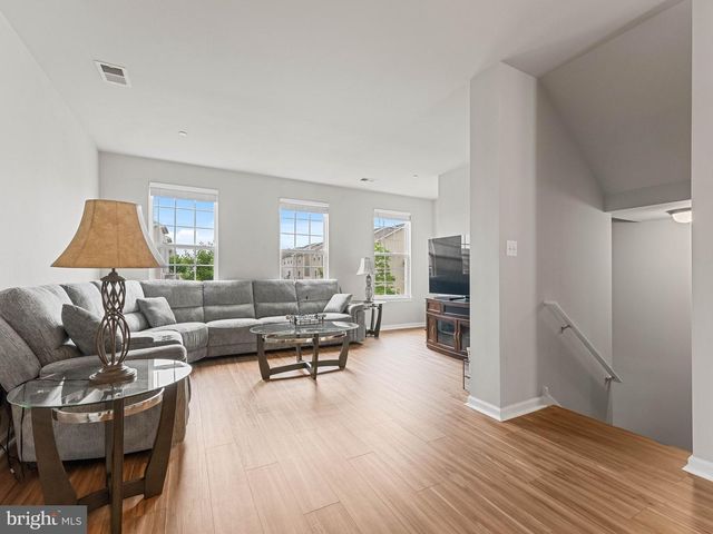 1126 MUNYON DR, Glassboro, NJ 08028