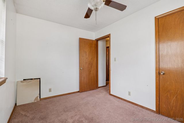 320 E McKinley Avenue, Sapulpa, OK 74066