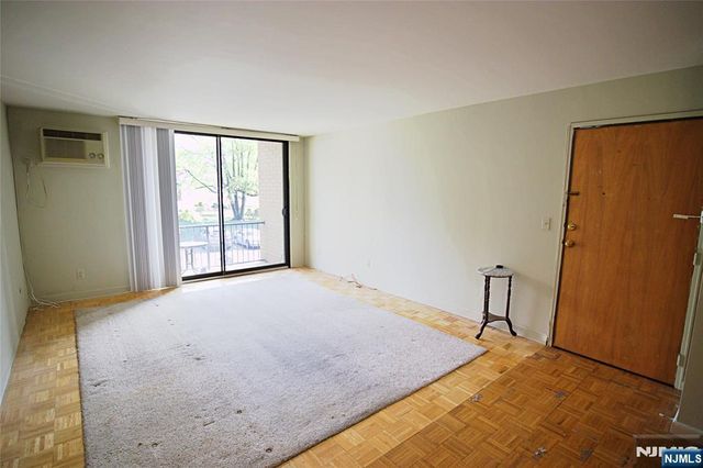 460 Liberty Street 460 B Unit 207, Little Ferry, NJ 07643