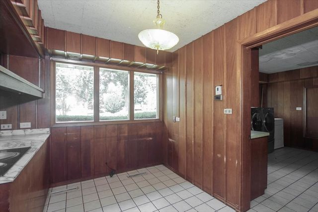 701 W Stearns Road, Bartlett, IL 60103