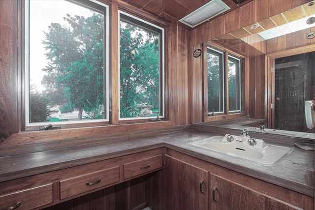 701 W Stearns Road, Bartlett, IL 60103