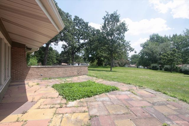 701 W Stearns Road, Bartlett, IL 60103