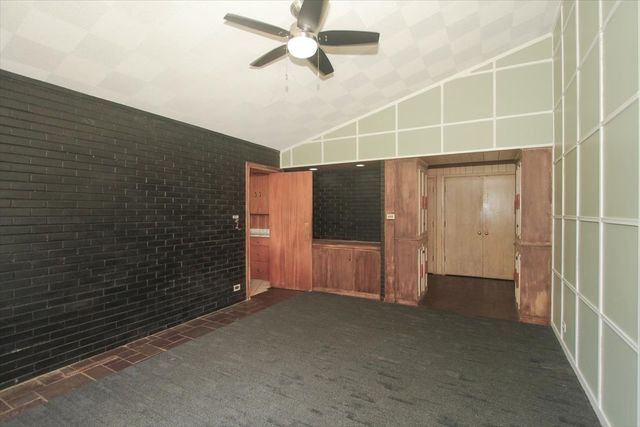 701 W Stearns Road, Bartlett, IL 60103