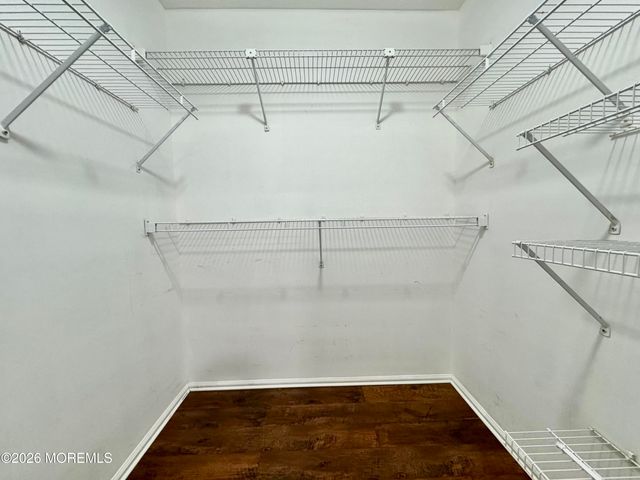 407 Hampton Court, Manalapan, NJ 07726
