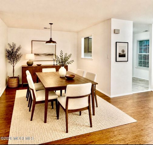 407 Hampton Court, Manalapan, NJ 07726