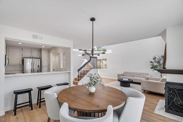 12875 Carriage Heights Way, Poway, CA 92064