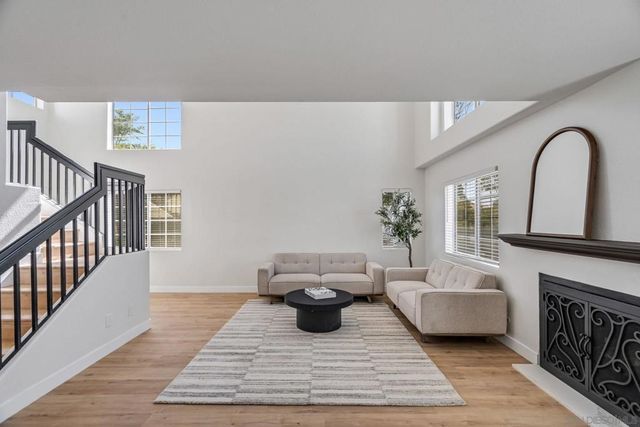 12875 Carriage Heights Way, Poway, CA 92064