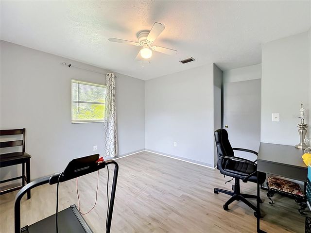 910 NE 45TH STREET, Ocala, FL 34479