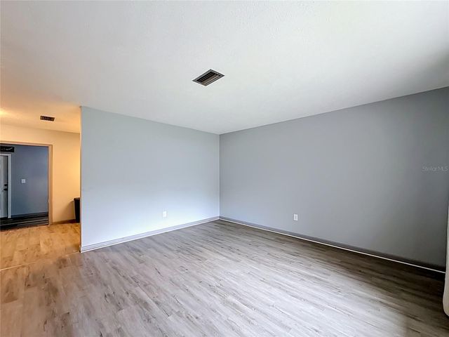 910 NE 45TH STREET, Ocala, FL 34479