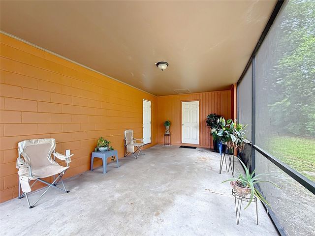 910 NE 45TH STREET, Ocala, FL 34479