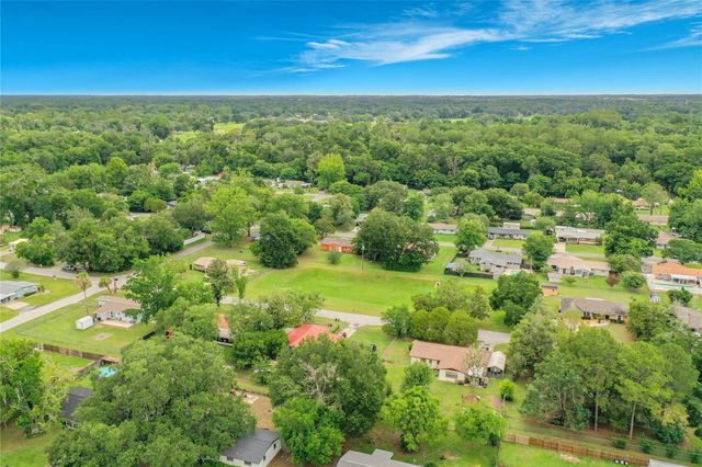 910 NE 45TH STREET, Ocala, FL 34479