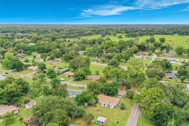 910 NE 45TH STREET, Ocala, FL 34479