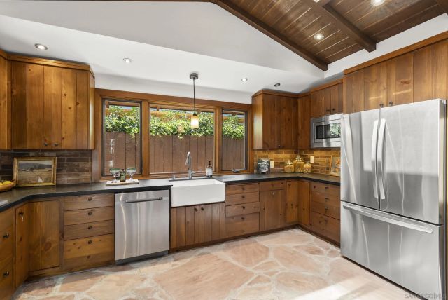 324 Hilltop, Chula Vista, CA 91910