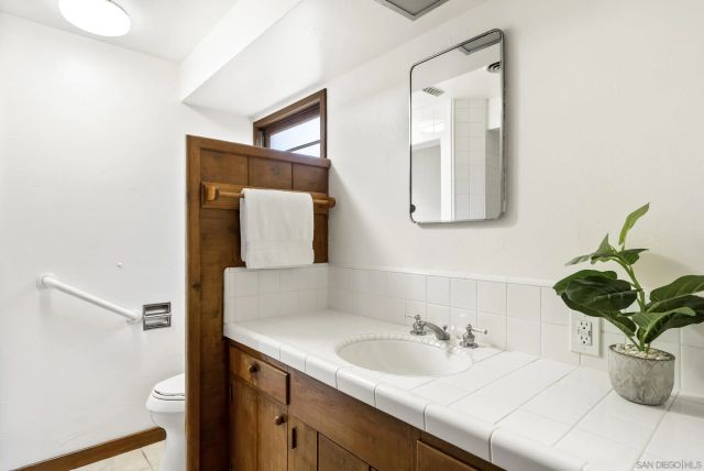 324 Hilltop, Chula Vista, CA 91910