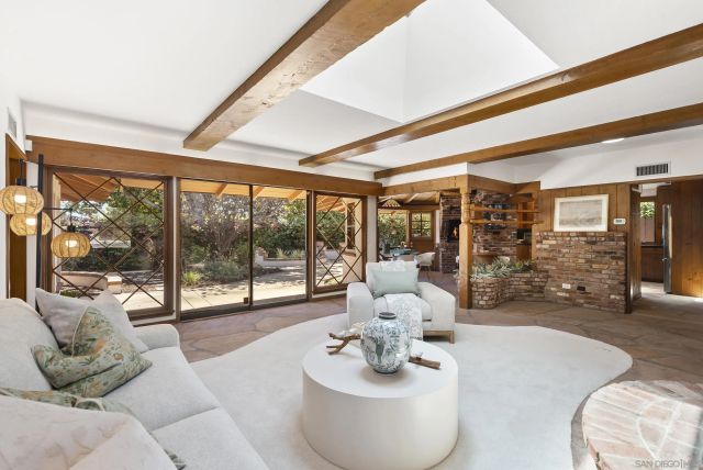 324 Hilltop, Chula Vista, CA 91910