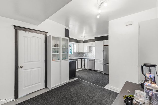 11030 N 33RD Place, Phoenix, AZ 85028