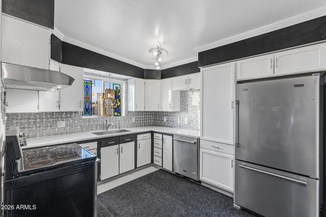 11030 N 33RD Place, Phoenix, AZ 85028