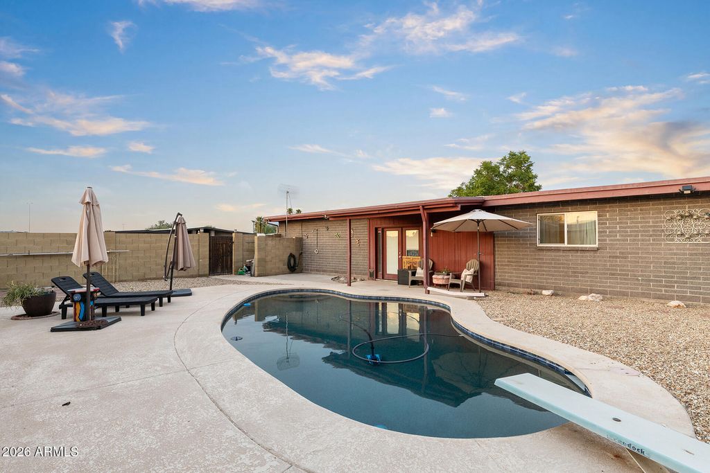 11030 N 33RD Place, Phoenix, AZ 85028