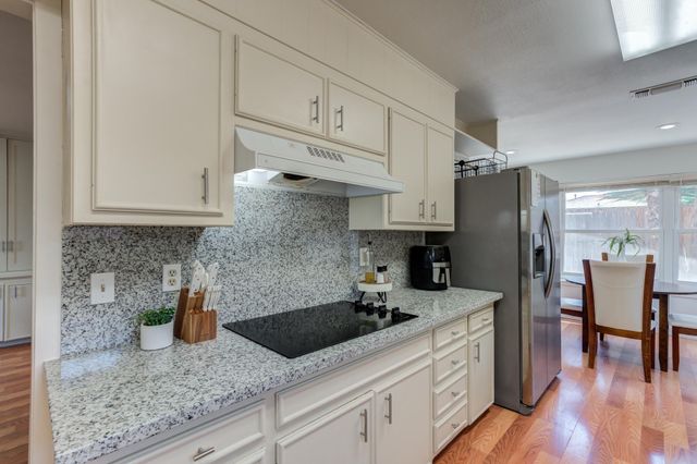 2607 20th Street, Lubbock, TX 79410