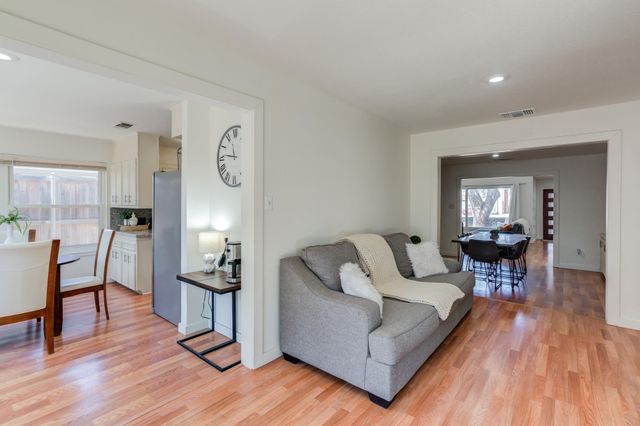 2607 20th Street, Lubbock, TX 79410