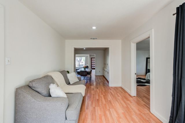 2607 20th Street, Lubbock, TX 79410