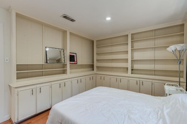 2607 20th Street, Lubbock, TX 79410