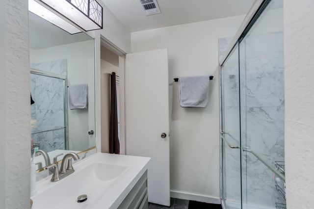 2607 20th Street, Lubbock, TX 79410