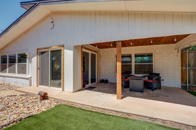 2607 20th Street, Lubbock, TX 79410