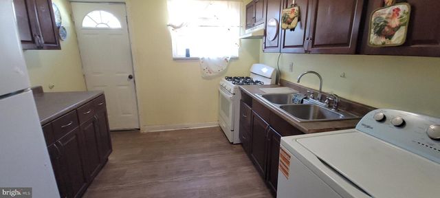 2022 N LAWRENCE ST, Philadelphia, PA 19122