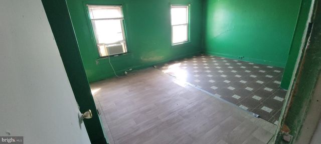 2022 N LAWRENCE ST, Philadelphia, PA 19122