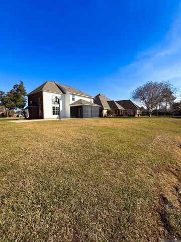 18243 Manchac Place Dr, Prairieville, LA 70769